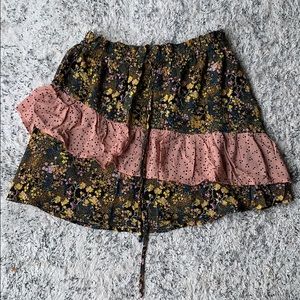 Floral printed urban outfitters skirt!